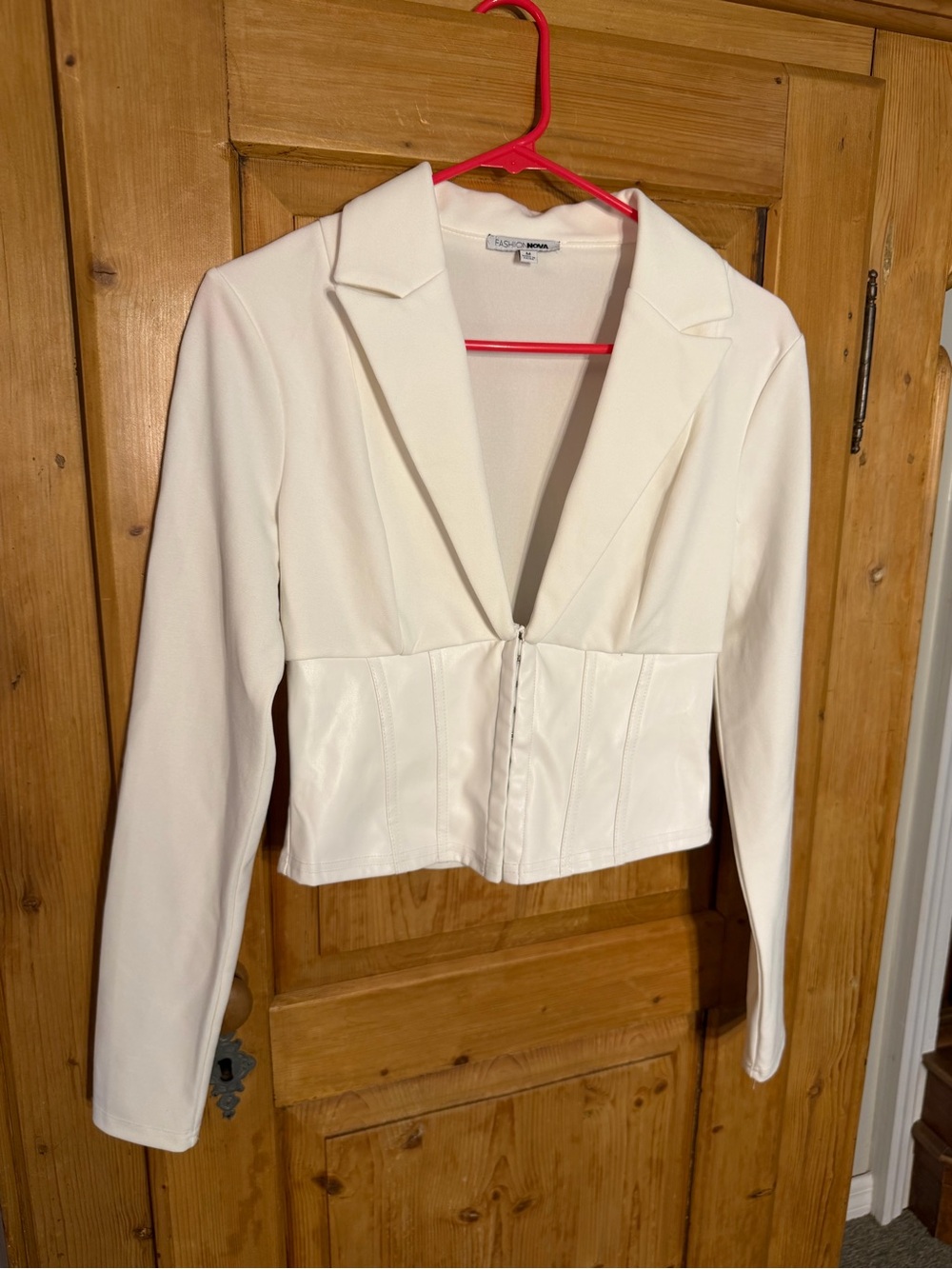 Fashion Nova Cream Fitted Cropped Blazer Jacket Sz Medium